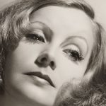 NMGrh 4819, Clarence Sinclair Bull, Greta Garbo (1905-1990), skådespelerska, rollporträtt, troligen som Grusinskaya i filmen "Grand Hotel", 1932, Utf. 1932, Gelatinsilverfotografi